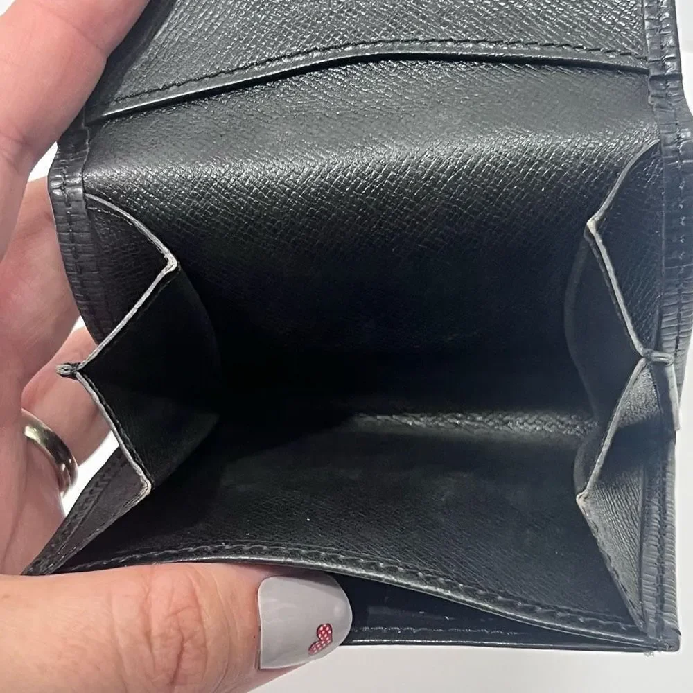 Louis Vuitton Epi Porte Monnaie black leather coin wallet, Authentic LV vintage